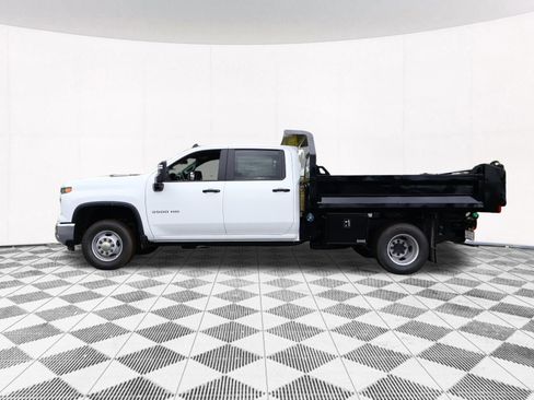 Used 2024 Chevrolet Silverado 3500 W/T w/ WT Convenience Package AWD/4WD image 11