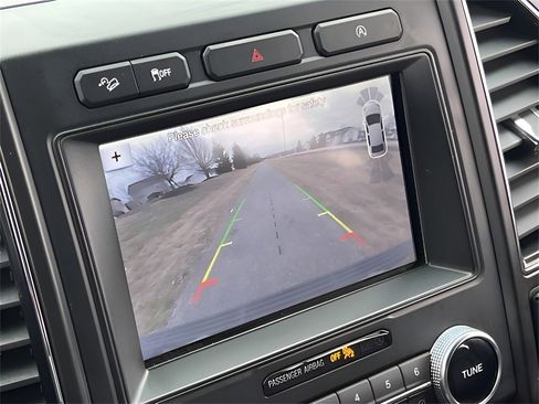 Used 2019 Ford Expedition Limited image 32