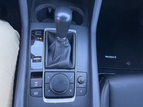 Used 2023 MAZDA MAZDA3 s image 10