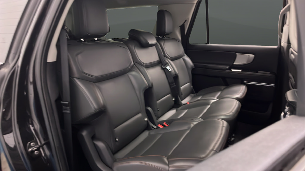 Used 2025 Ford Expedition Max Active AWD/4WD image 26