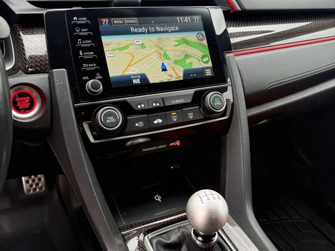 Used 2019 Honda Civic Type R image 19