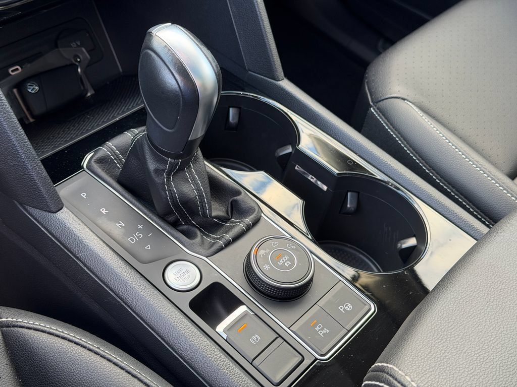 Certified 2023 Volkswagen Atlas SEL AWD/4WD image 20