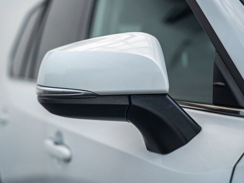 Certified 2025 Toyota Grand Highlander AWD image 18