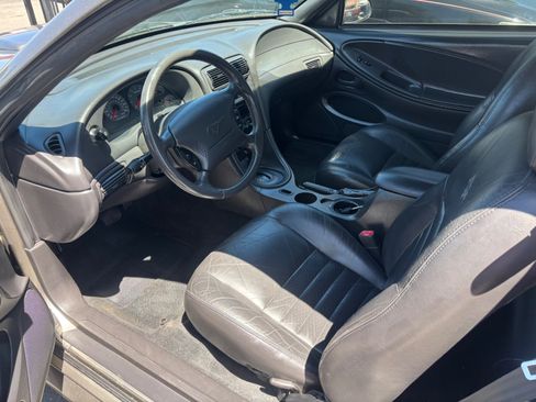 Used 2001 Ford Mustang GT RWD image 7