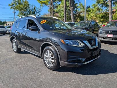 Used 2018 Nissan Rogue SV