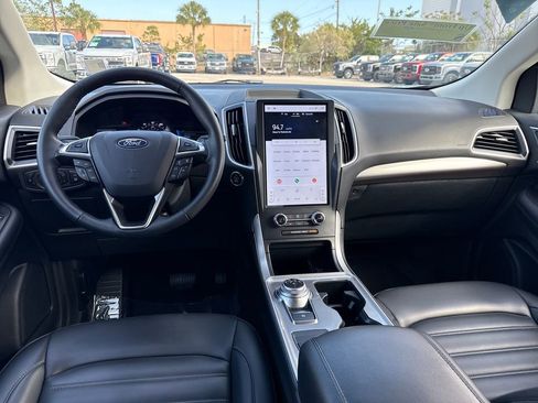 Certified 2024 Ford Edge SEL w/ Convenience Package image 6