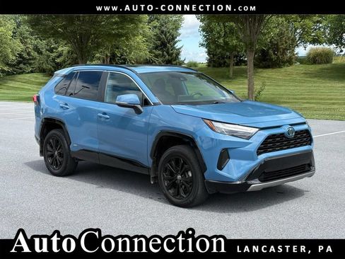 Used 2022 Toyota RAV4 SE w/ Convenience Package AWD/4WD image 1