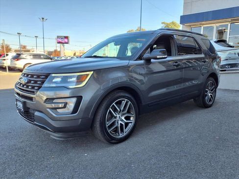 Used 2016 Ford Explorer Sport w/ Equipment Group 401A image 4