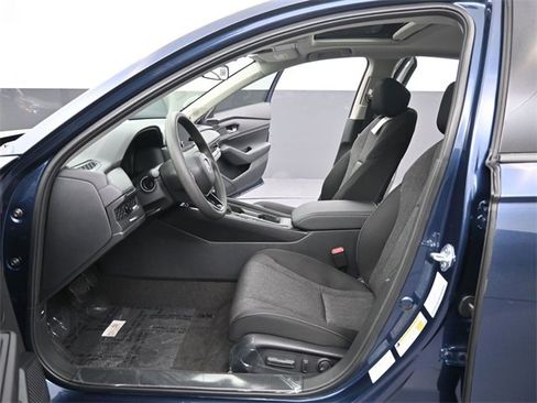 New 2025 Honda Accord SE image 6