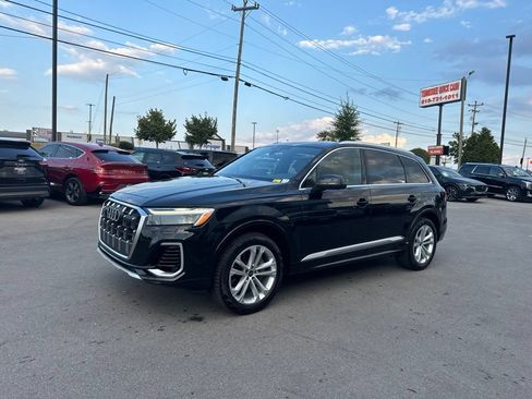 Used 2025 Audi Q7 3.0T Premium Plus AWD/4WD image 3