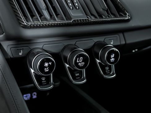 Used 2022 Audi R8 V10 performance RWD image 29