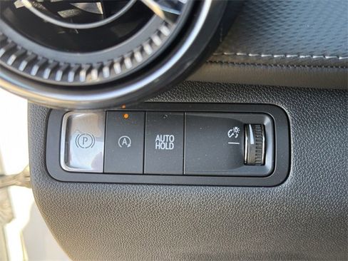 New 2026 Chevrolet Equinox LT w/ Convenience Package II image 21