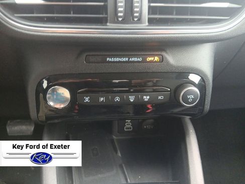 Used 2024 Ford Escape Platinum AWD/4WD image 31