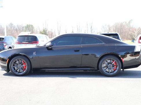 Used 2024 Dodge Charger Daytona Scat Pack w/ Plus Group AWD/4WD image 4