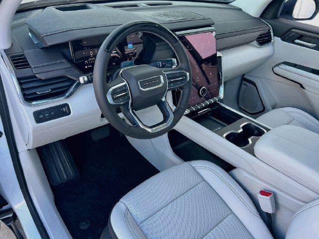 New 2027 GMC Acadia Denali FWD image 6