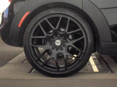 Used 2017 MINI Cooper S image 11