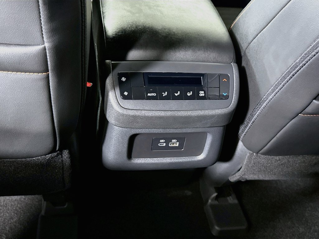 Used 2025 Nissan Pathfinder Rock Creek AWD/4WD image 28