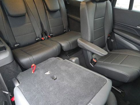 Certified 2022 Mercedes-Benz GLS 450 4MATIC image 23