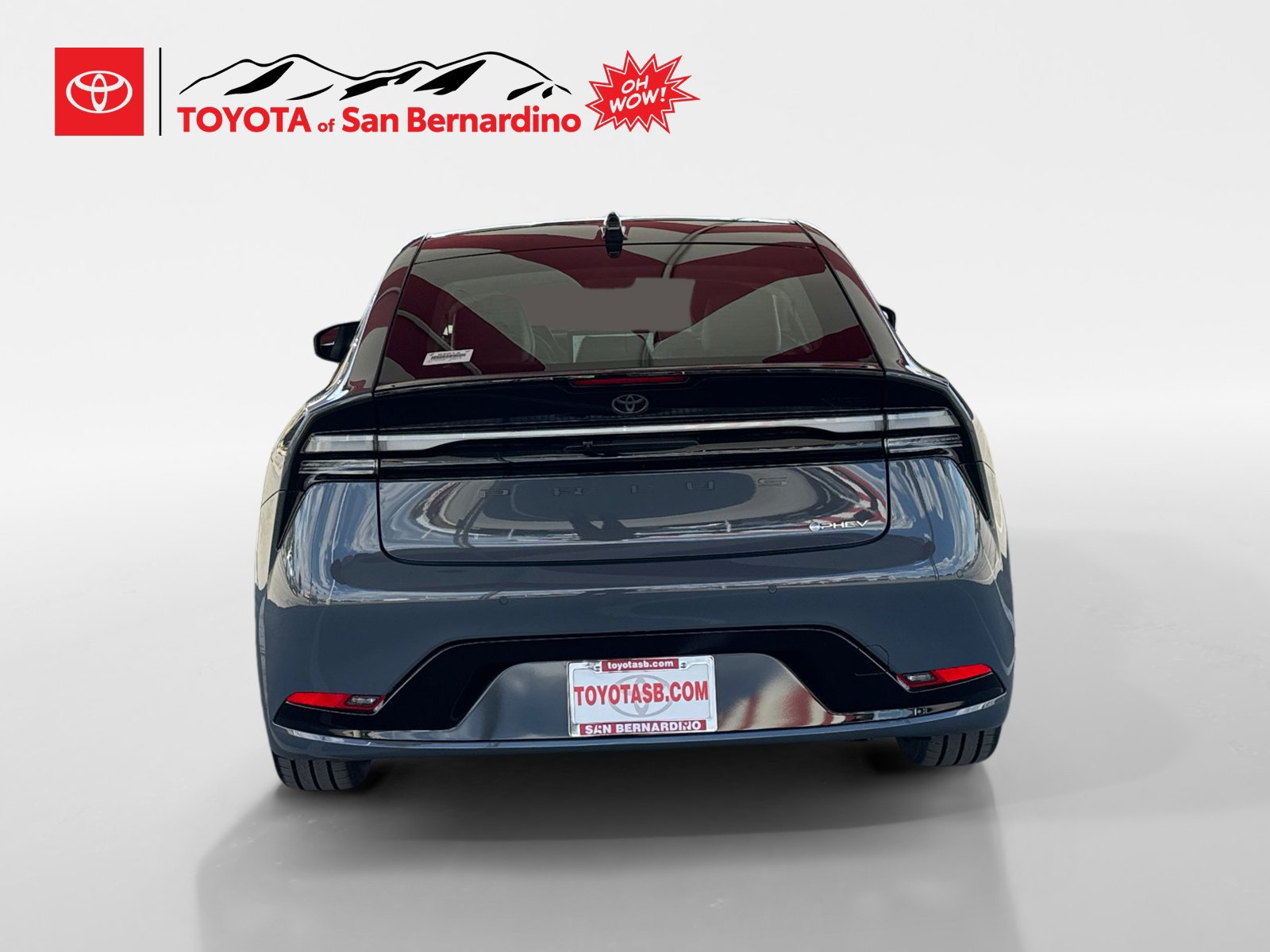 New 2027 Toyota Prius Plug-In Hybrid FWD image 4