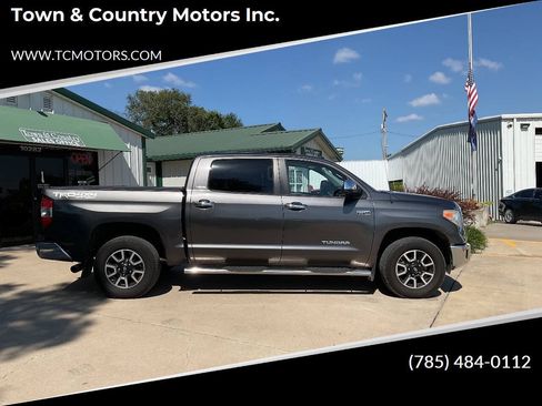 Used 2014 Toyota Tundra Limited w/ Limited Premium Package AWD/4WD image 1
