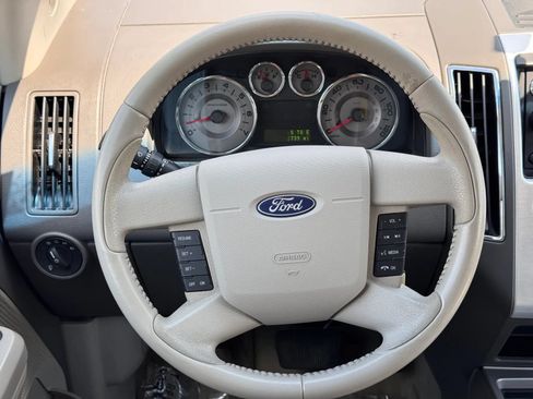 Used 2010 Ford Edge Limited FWD image 3