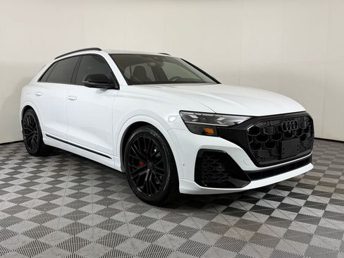 New 2026 Audi SQ8 Prestige image 7