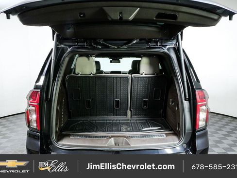 Certified 2023 Chevrolet Tahoe Z71 w/ Luxury Package AWD/4WD image 32