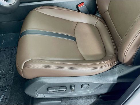 New 2026 Honda Pilot Touring image 24