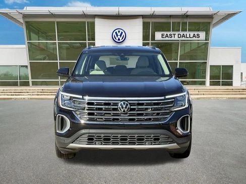 Used 2025 Volkswagen Atlas SE AWD/4WD image 5