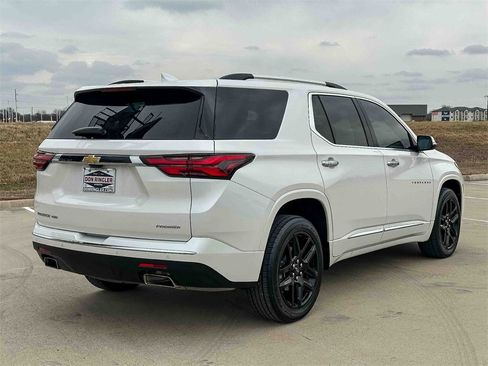 Certified 2023 Chevrolet Traverse Premier image 3