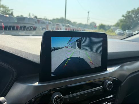 Used 2023 Ford Escape Active image 21