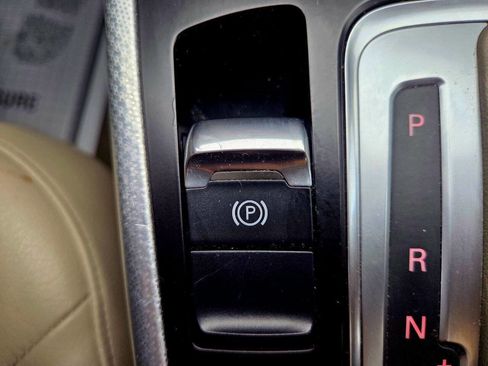 Used 2012 Audi A4 2.0T Premium Plus w/ Premium Plus Pkg image 32