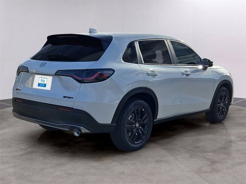 New 2026 Honda HR-V Sport image 3