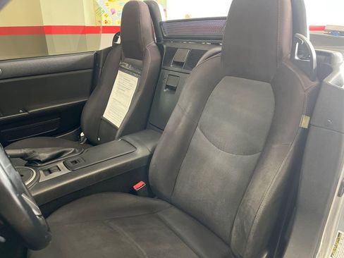 Used 2011 MAZDA MX-5 Miata Sport image 18