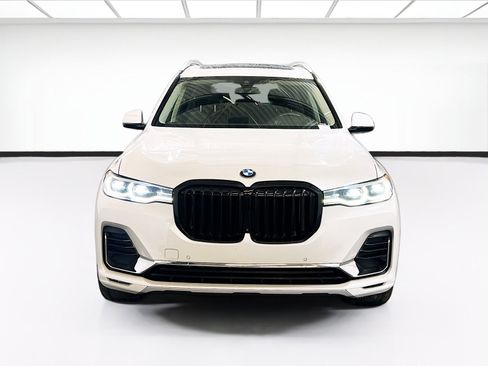Used 2022 BMW X7 xDrive40i w/ Premium Package image 2