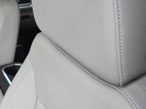 Certified 2024 Chevrolet Silverado 2500 LTZ w/ LTZ Convenience Package image 16