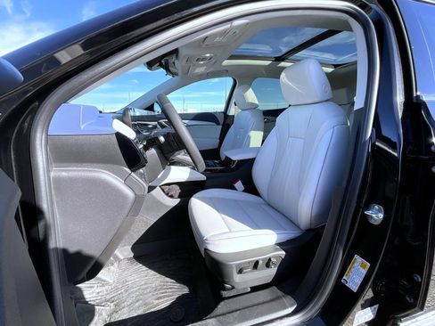 New 2026 Buick Envision Avenir image 10