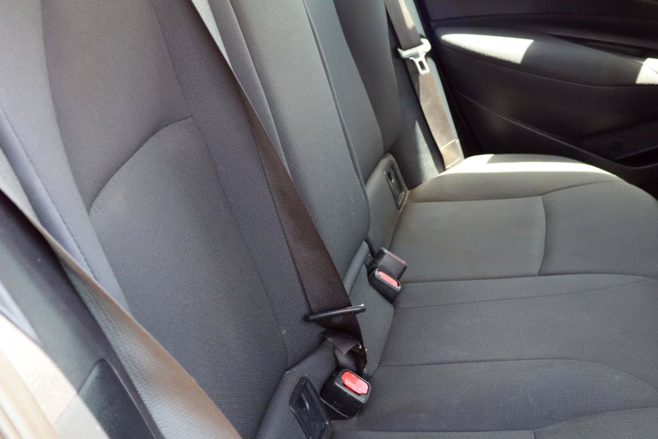 Used 2021 Toyota Corolla LE FWD image 15