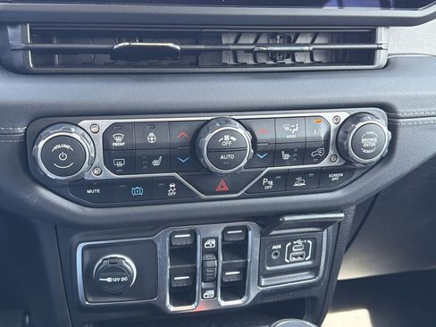 Used 2025 Jeep Wrangler Sahara w/ Safety Group image 6