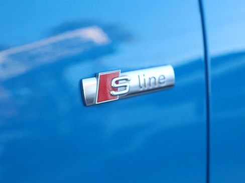 Used 2022 Audi A4 2.0T Premium Plus image 32