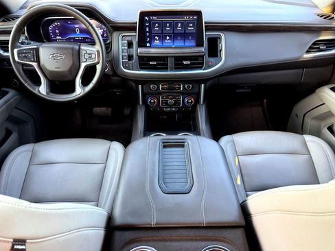 Used 2023 Chevrolet Tahoe Z71 w/ Luxury Package image 23