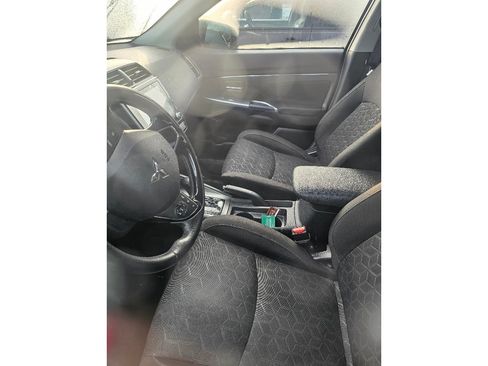Used 2020 Mitsubishi Outlander Sport SE FWD image 6