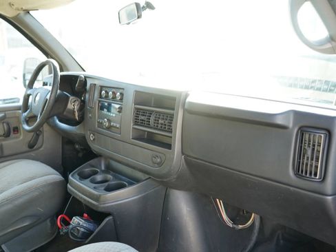 Used 2012 Chevrolet Express 3500 w/ Chrome Appearance Package RWD image 11