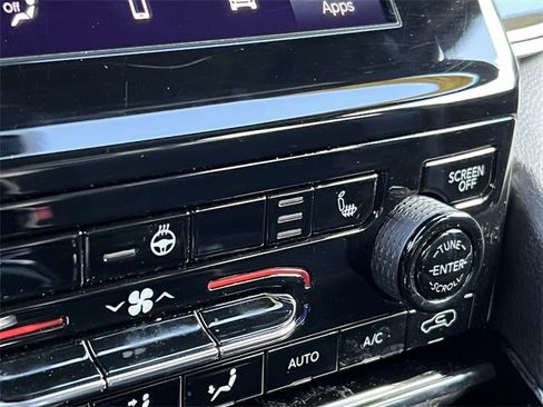 Certified 2023 Jeep Grand Cherokee Altitude image 24