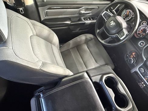 Used 2019 RAM 1500 Big Horn AWD/4WD image 37