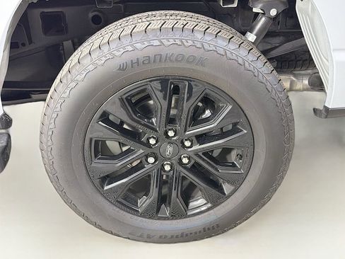 New 2025 Ford F150 Lariat w/ Equipment Group 502A High image 34