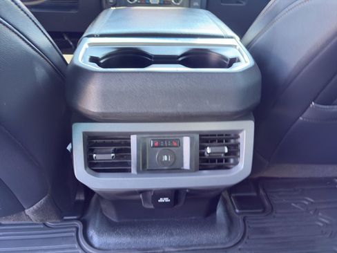 Used 2025 Ford F450 Lariat w/ Lariat Ultimate Package AWD/4WD image 19