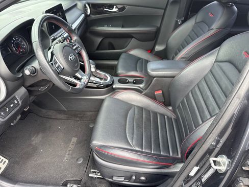 Used 2021 Kia Forte GT w/ GT2 Package image 10