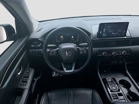 Certified 2024 Honda Pilot Elite image 21