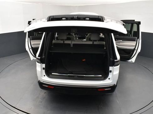 New 2026 Jeep Grand Wagoneer Summit w/ Rear Seat Video Group I image 29